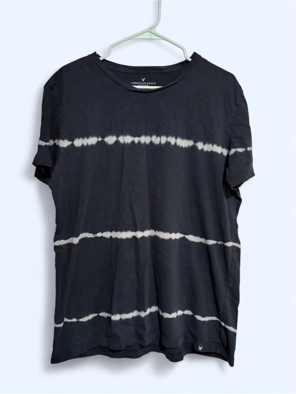 American Eagle Outfitters Black with White Horizontal Tie-Dye Stripe Tee